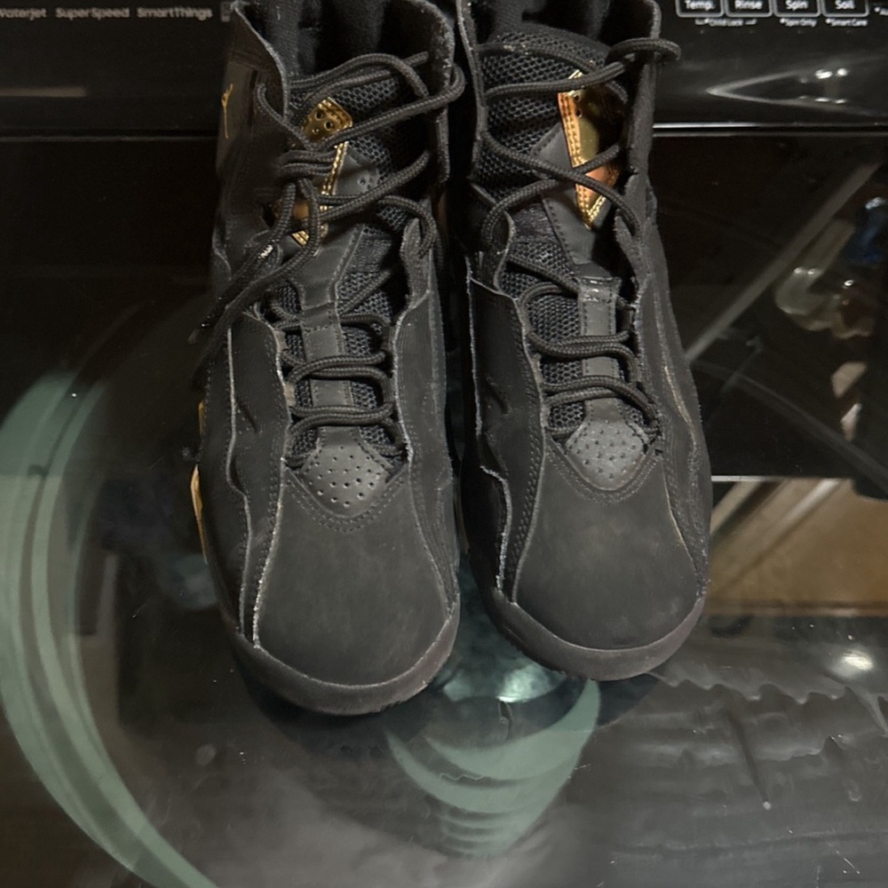 Air Jordan 7 Kids size 6